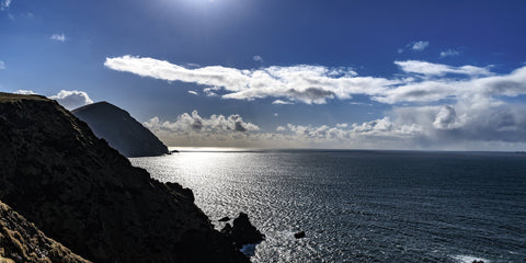 The waters of Atlantic Ocean around Clare Island where Granuaile defended her beloved Ireland .